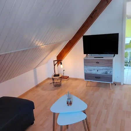 15 Personnes Apartment