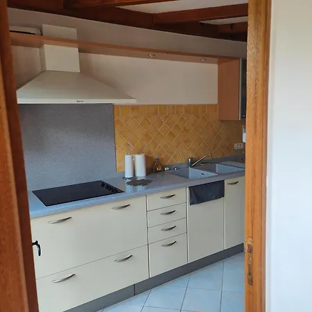 Apartment 15 Personnes