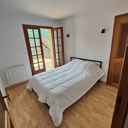 15 Personnes Apartment Boutx